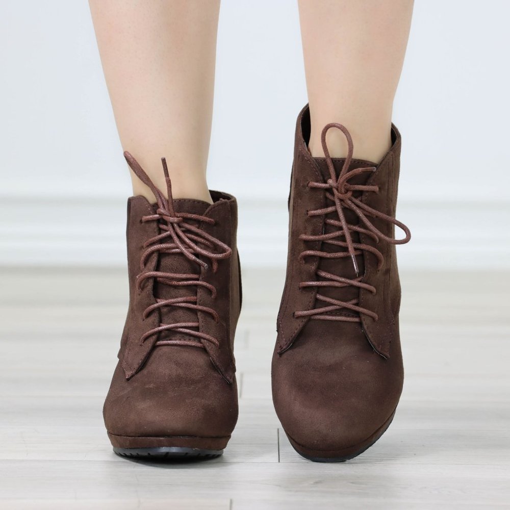 Womens Ankle Boots Lace Up Block Heel Booties Brown Faux Suede - Picture 7 of 11